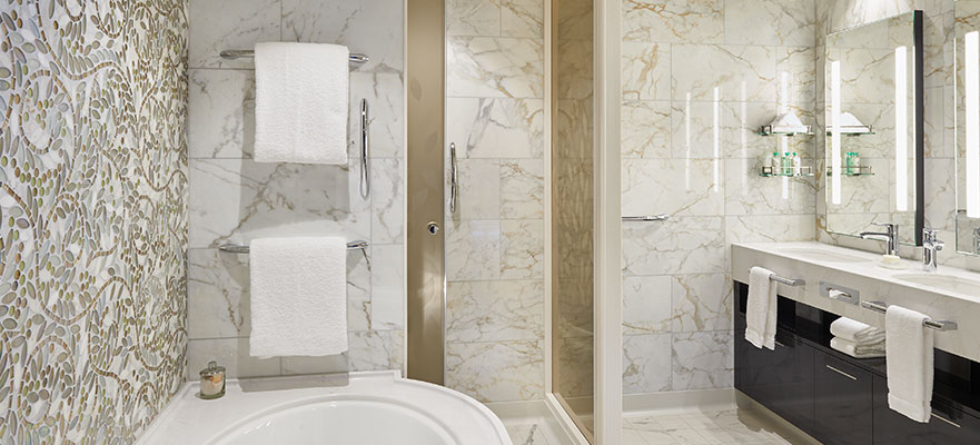 NCL Bliss HavenH2-Deluxe-Owners-Suite-Bathroom-full.jpg
